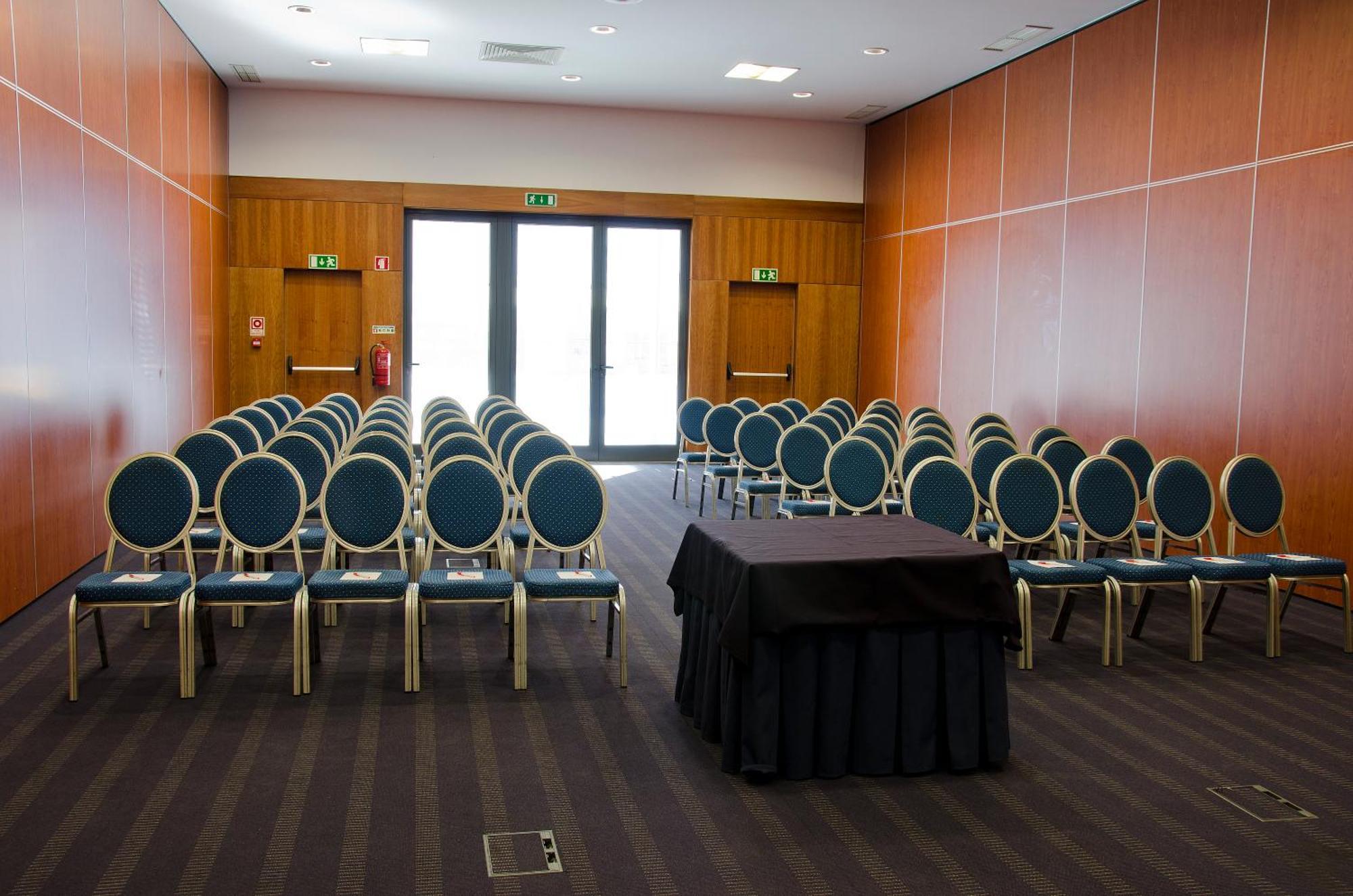 Vip Executive Santa Iria Hotel Santa Iria de Azoia Exterior photo